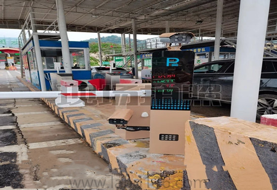 憑祥收費站車牌識別